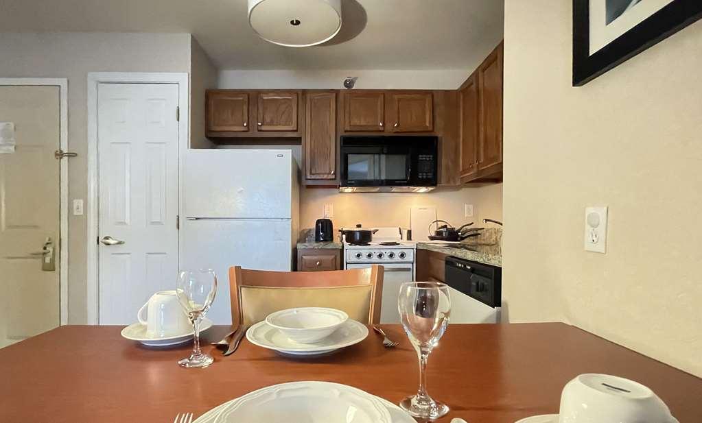 Smart Suites, Ascend Hotel Collection South Burlington Rum bild